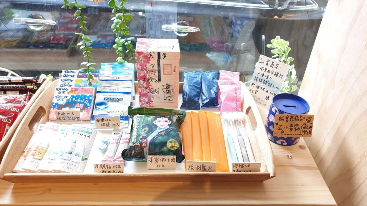 Sleepier Multi-Minsu Tainan Apartment Luaran gambar