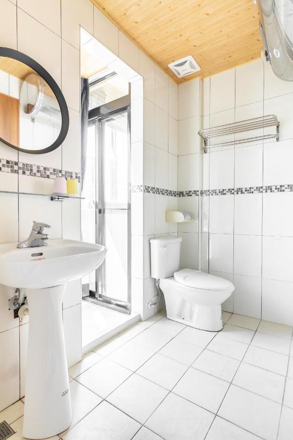 Sleepier Multi-Minsu Tainan Apartment Luaran gambar