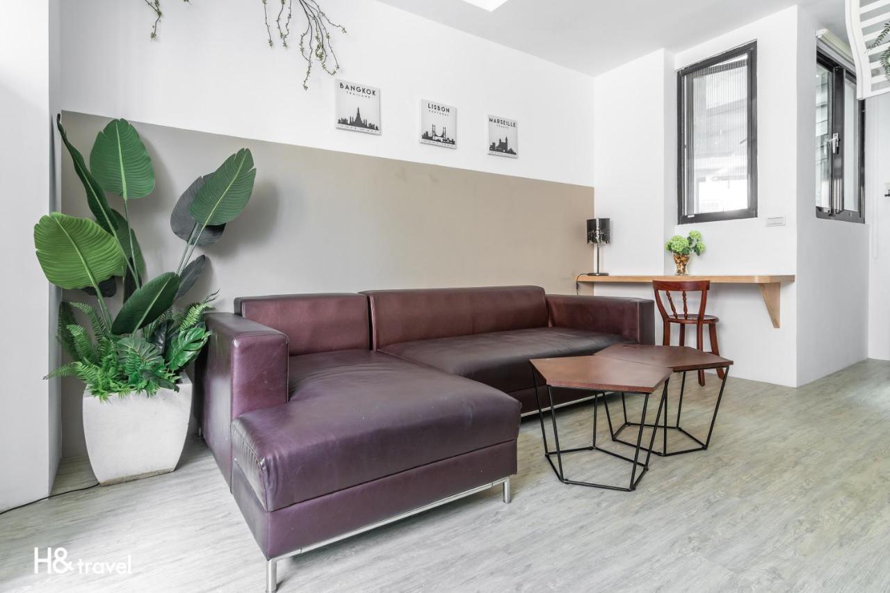 Sleepier Multi-Minsu Tainan Apartment Luaran gambar