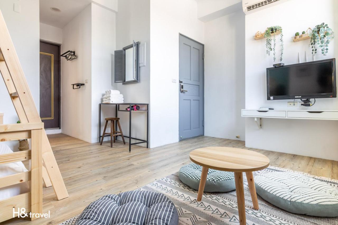 Sleepier Multi-Minsu Tainan Apartment Luaran gambar